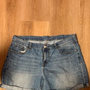 Old Navy Women's Light Blue Denim Shorts